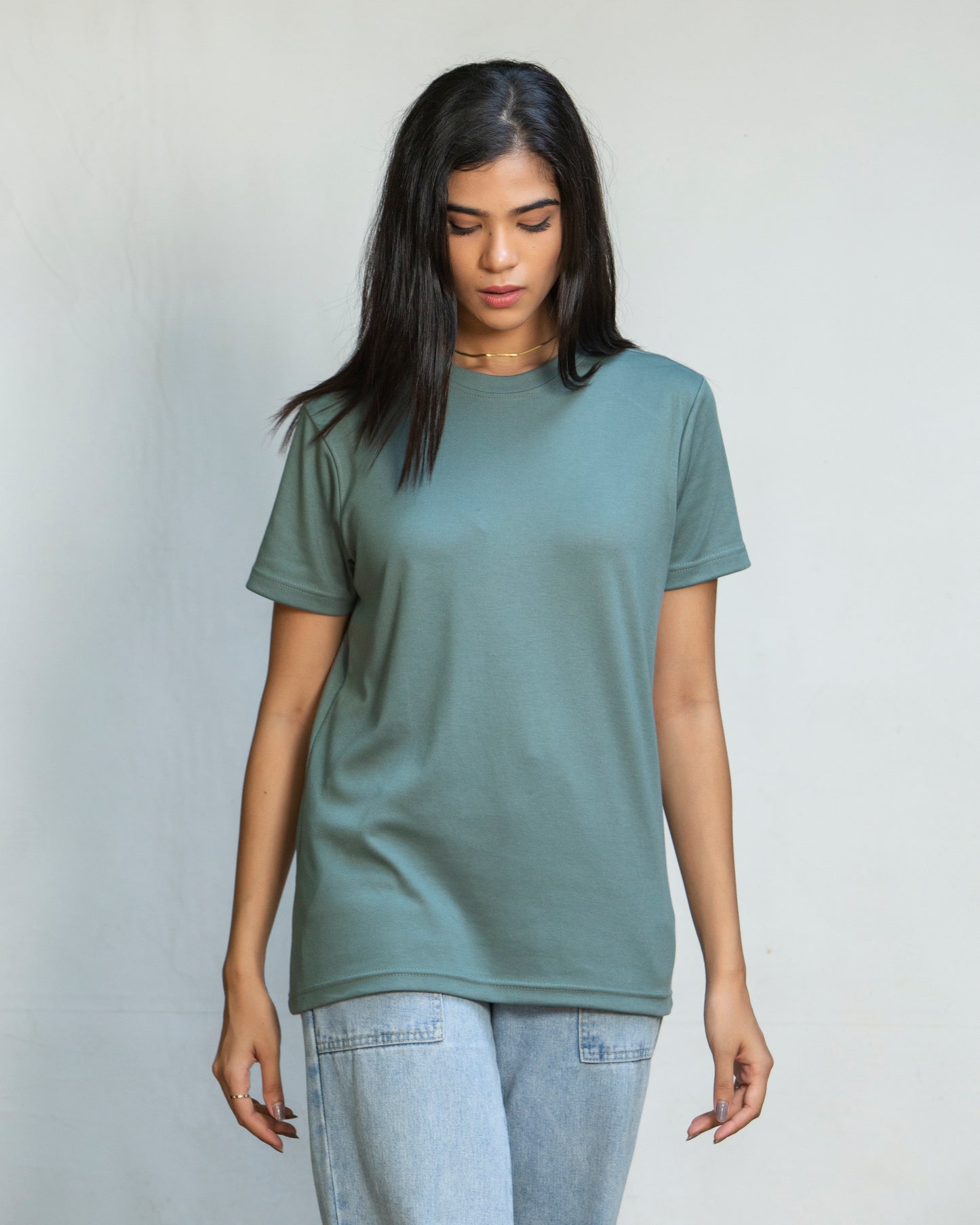 Fitted Plain Tee (Uni-sex)