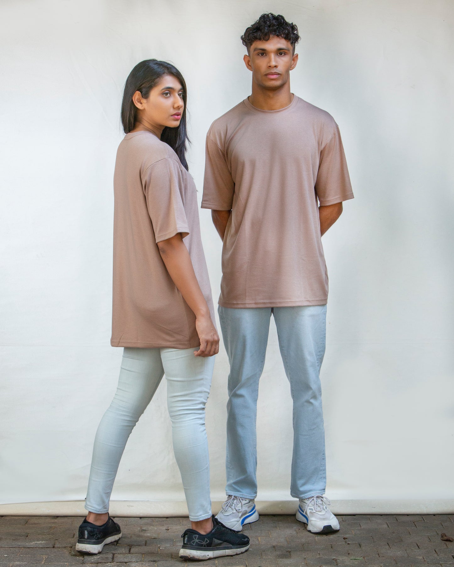 Oversized Plain Tee (Uni-sex)